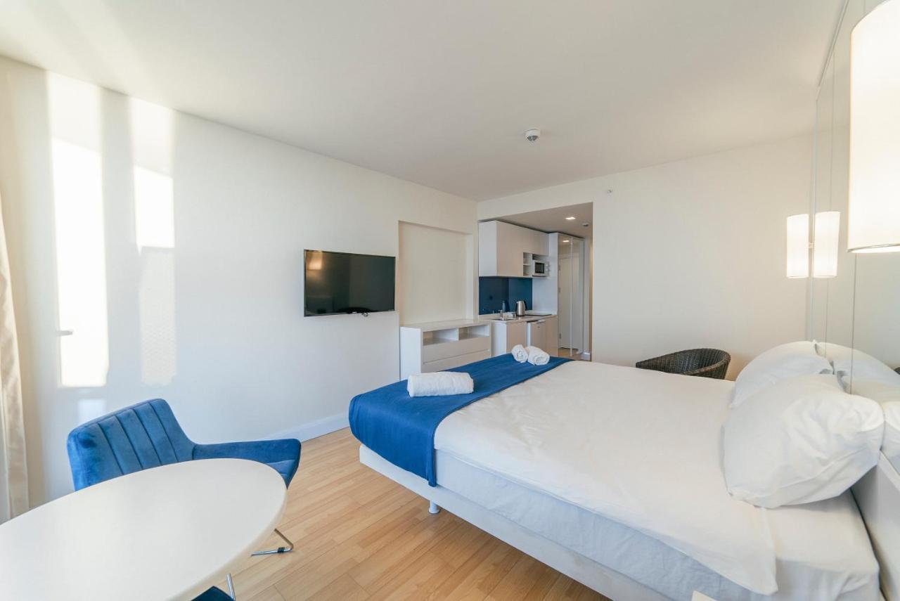 Gc Apartments Batoumi Extérieur photo