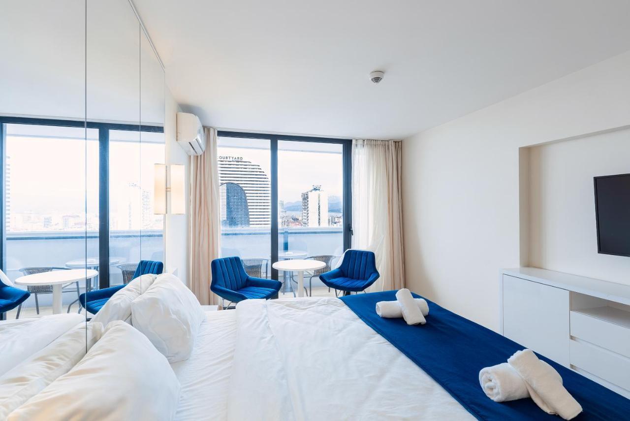 Gc Apartments Batoumi Extérieur photo