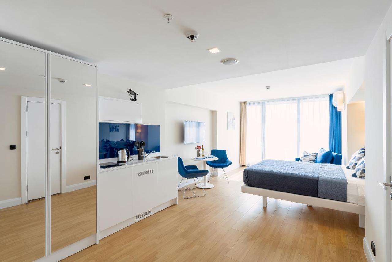Gc Apartments Batoumi Extérieur photo