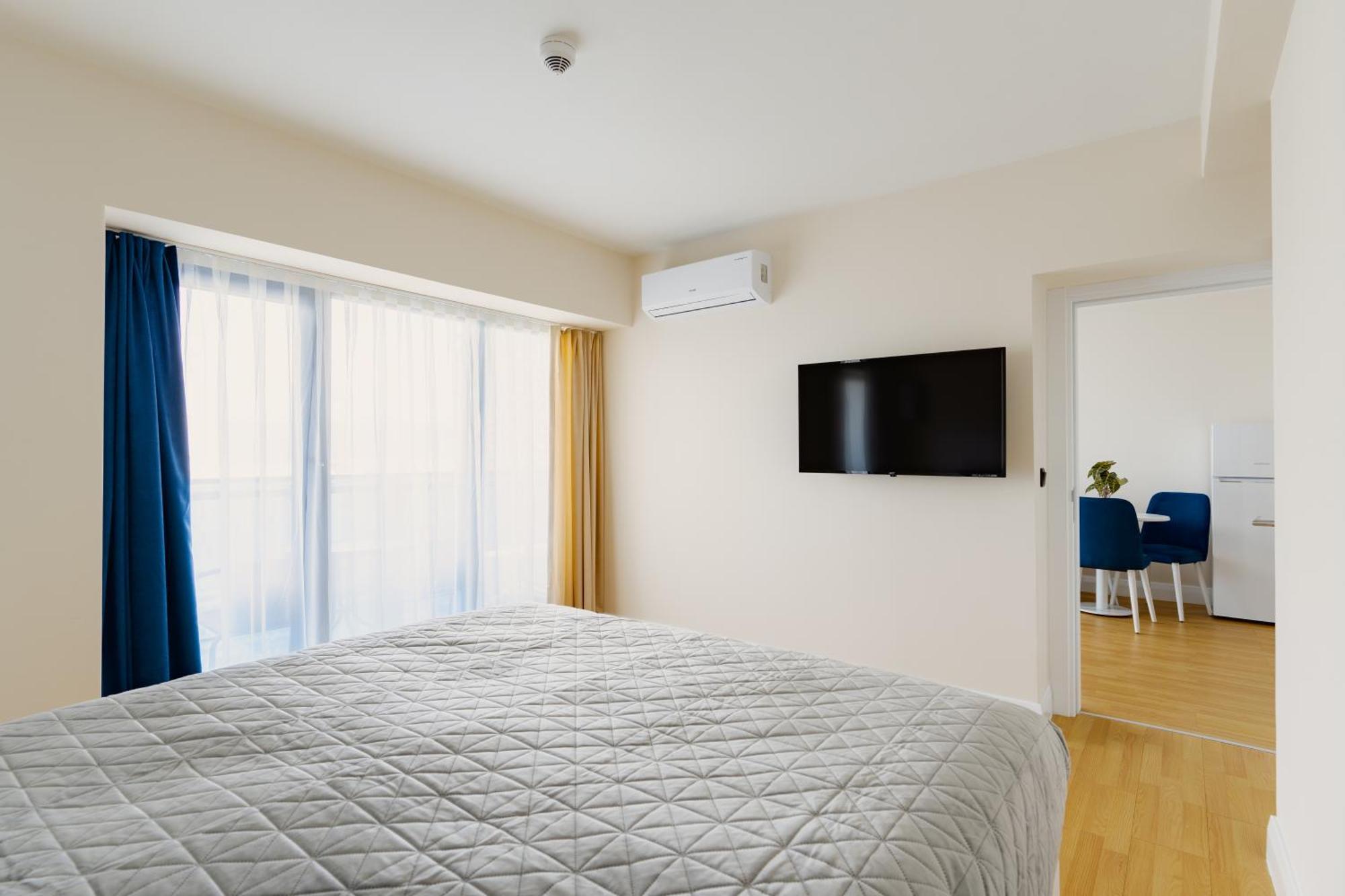 Gc Apartments Batoumi Extérieur photo
